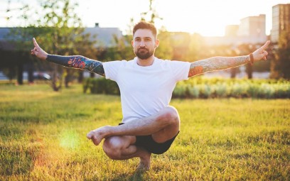 YOGISHOP | Yoga Bekleidung | Yoga, Yogamatten & Yoga-Zubehör
