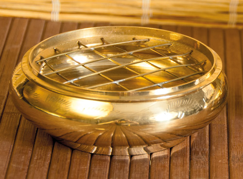 Brass incense burner (ø 8 cm), with net insert 
