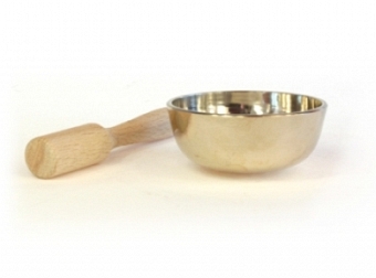 Mini singing bowl with wooden clapper, Ø 7.5 cm, 3.5 cm high 