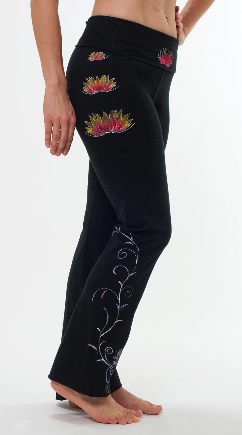 YOGISHOP | Yoga pants - hand painted "Lotus", black | Yoga, Yogamats & Yoga -Equipment